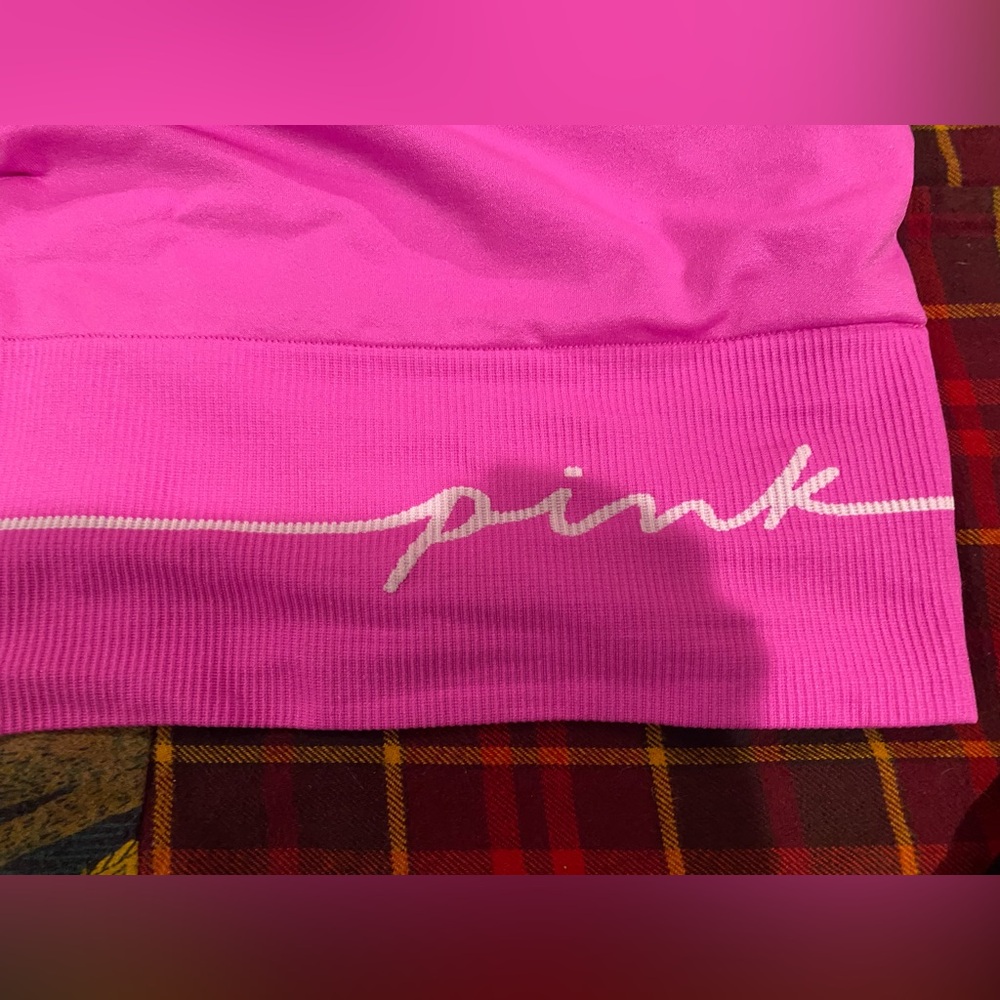 NWT PINK Victoria's Secret Black Leggings/Hot Pink Bra  & Free VS Set L/XL - Picture 3 of 7